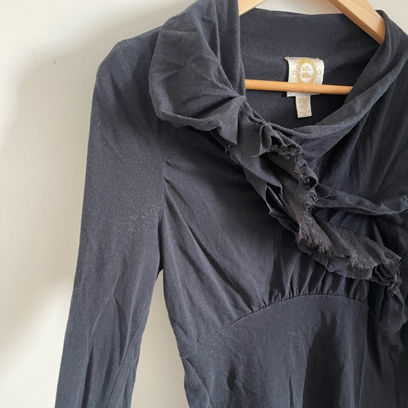 Black Long-Sleeve Women's Blouse with Fringe Detail - Picture 5 of 7